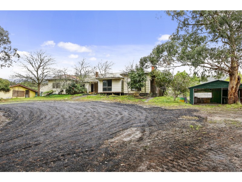 140 Myers Creek Road, Healesville VIC 3777