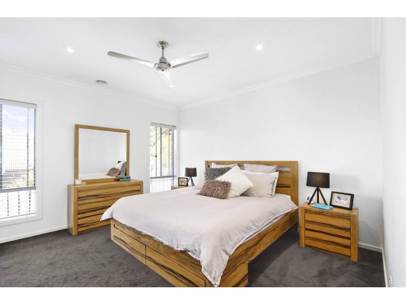 15 Valley Grove Place, Yarra Junction VIC 3797