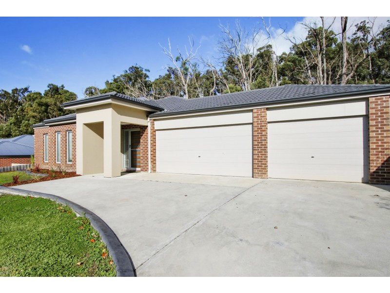 15 Valley Grove Place, Yarra Junction VIC 3797