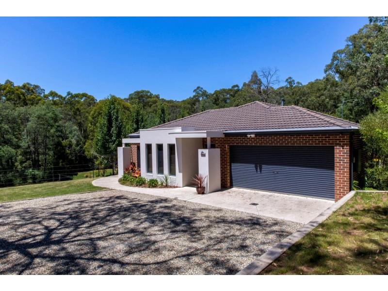 860 Woods Point Road, East Warburton VIC 3799