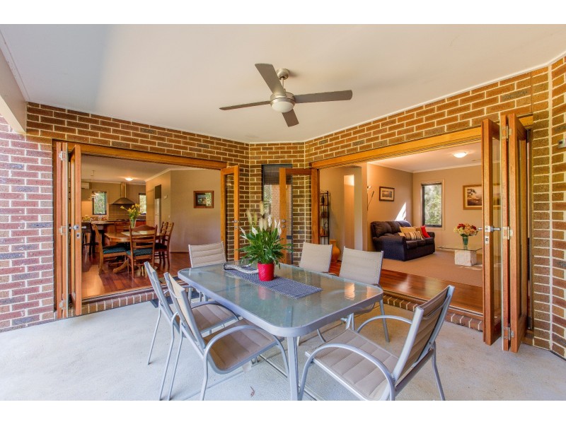 860 Woods Point Road, East Warburton VIC 3799