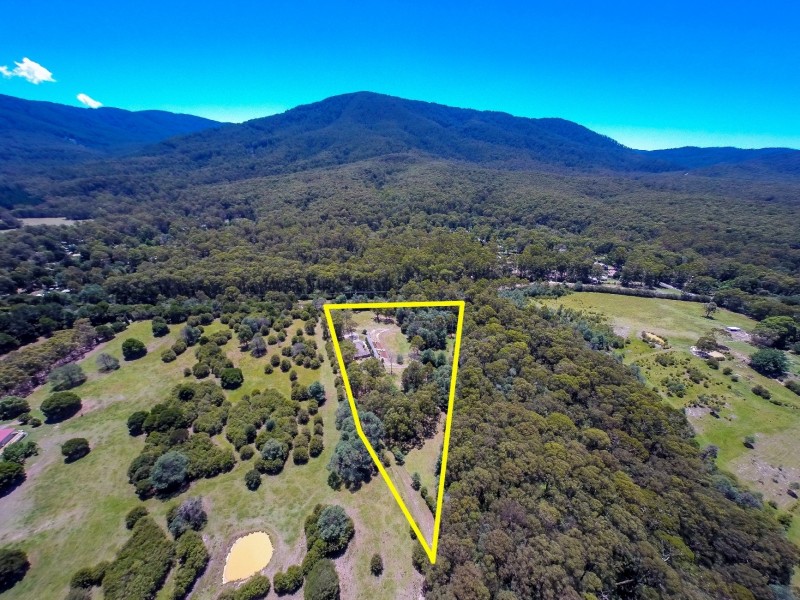 860 Woods Point Road, East Warburton VIC 3799
