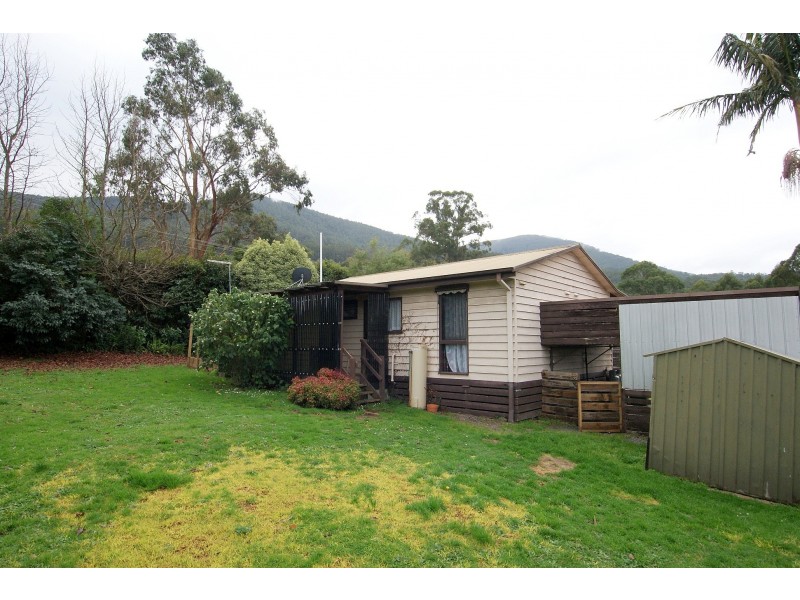 1 Pierre  Court, Millgrove VIC 3799