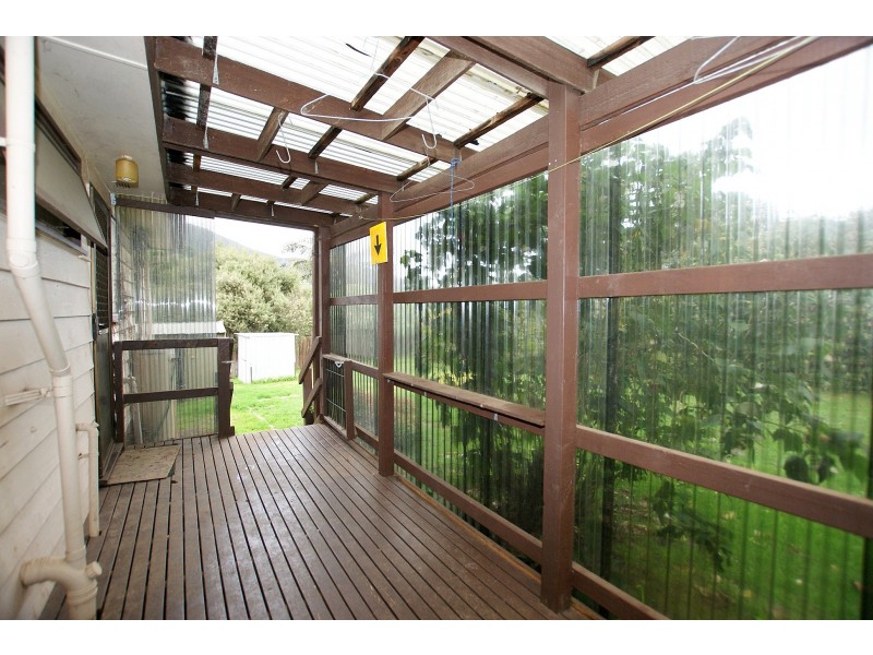 1 Pierre  Court, Millgrove VIC 3799