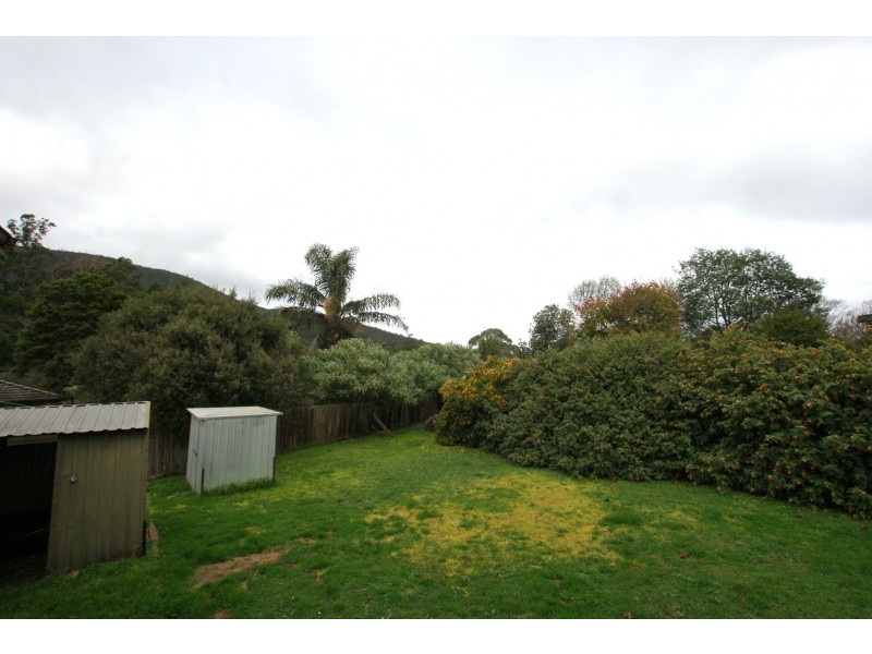 1 Pierre  Court, Millgrove VIC 3799