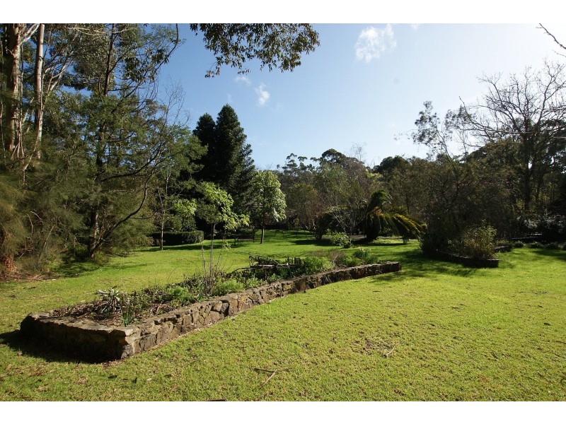 40 Gembrook Road, Launching Place VIC 3139