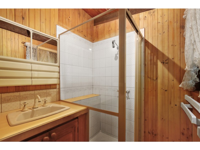 8 Farrar Way, Wandin North VIC 3139