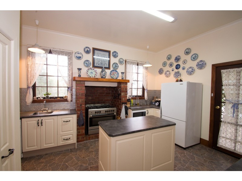 2903 Warburton Highway, Wesburn VIC 3799