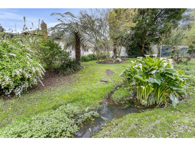 5 Station Road, Wesburn VIC 3799