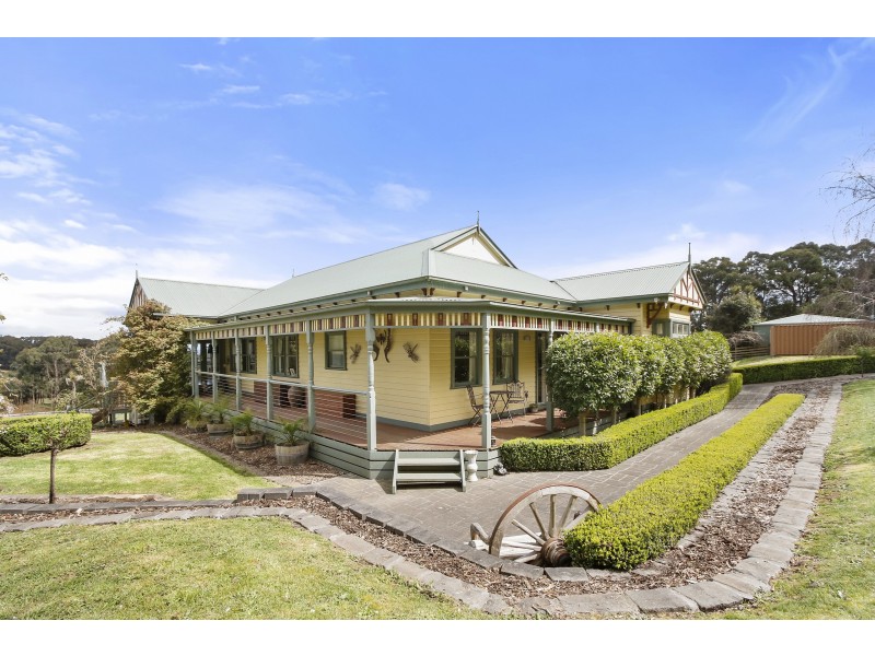 5 Staves Road, Hoddles Creek VIC 3139