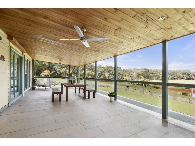 5 Staves Road, Hoddles Creek VIC 3139