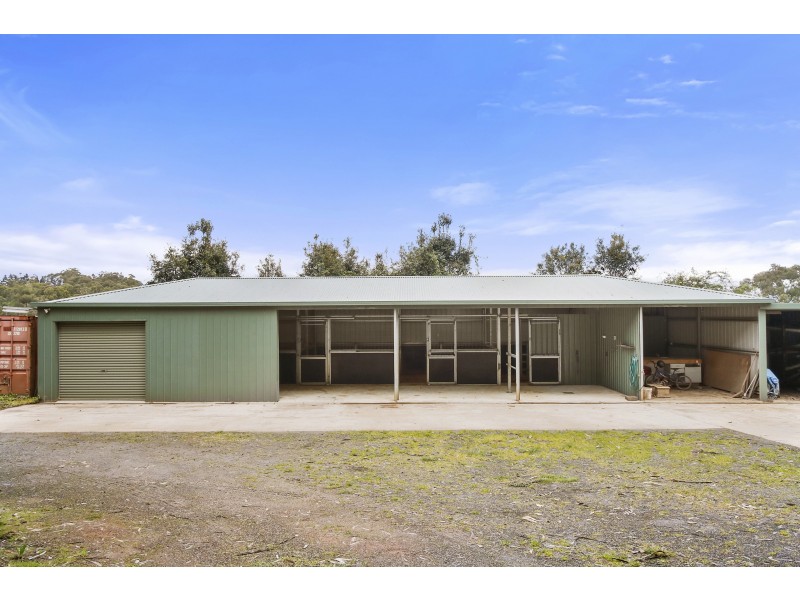 5 Staves Road, Hoddles Creek VIC 3139
