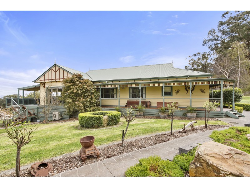 5 Staves Road, Hoddles Creek VIC 3139