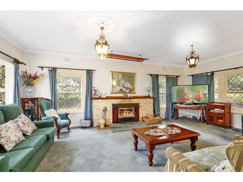 5 Martyr Road, Warburton VIC 3799