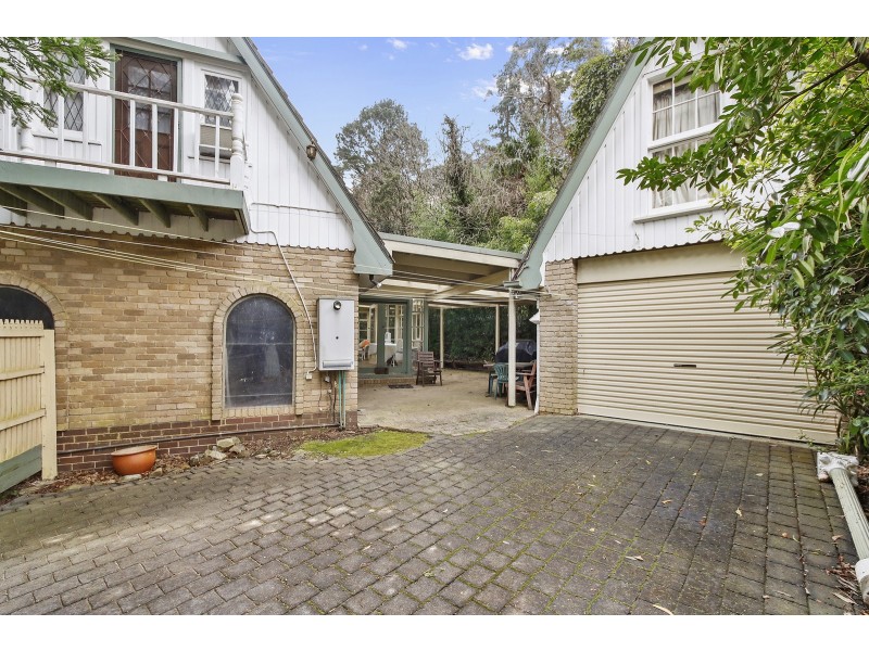 5 Martyr Road, Warburton VIC 3799