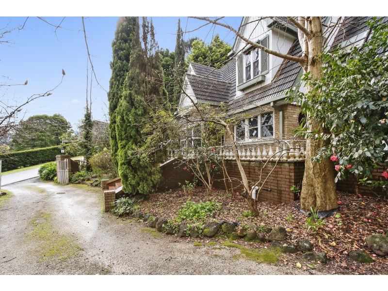 5 Martyr Road, Warburton VIC 3799
