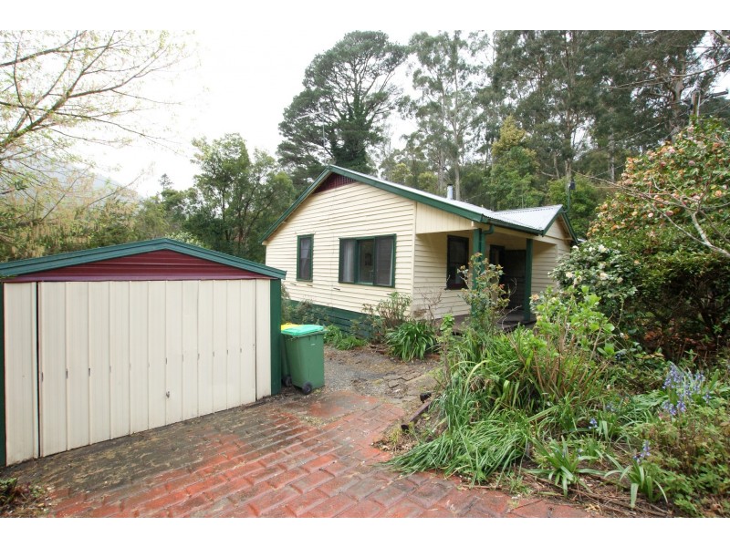 32 Riverside Drive, Warburton VIC 3799