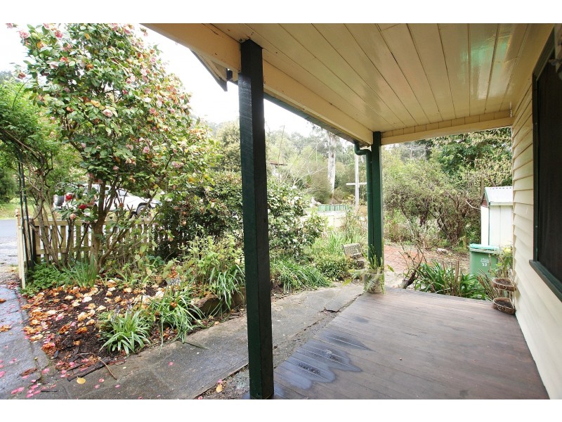 32 Riverside Drive, Warburton VIC 3799