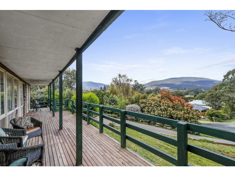 12 Douglas Parade, Yarra Junction VIC 3797