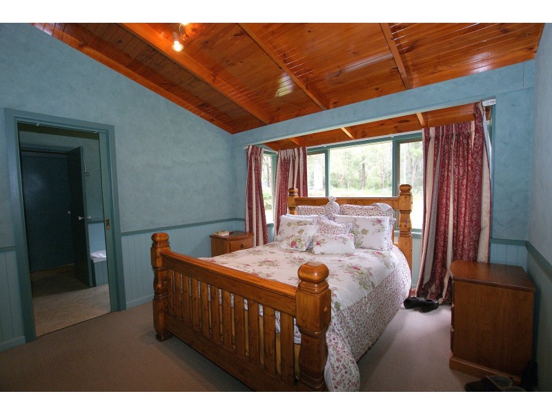38 Whitegum Drive, East Warburton VIC 3799