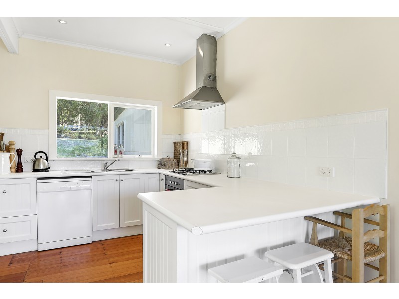 65 Gardenhill Road, Launching Place VIC 3139