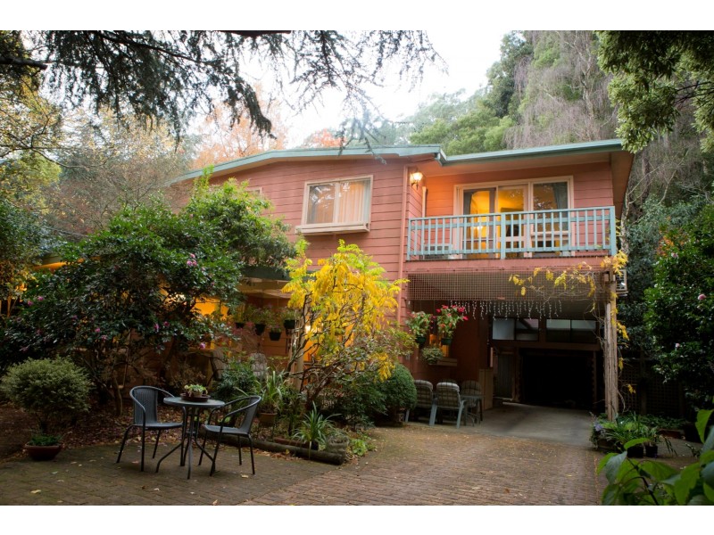 189 Woods Point Road, Warburton VIC 3799