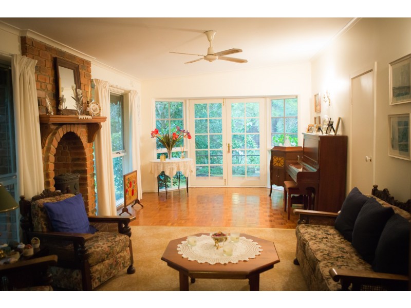 189 Woods Point Road, Warburton VIC 3799