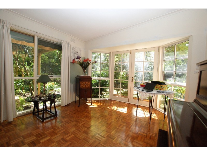 189 Woods Point Road, Warburton VIC 3799