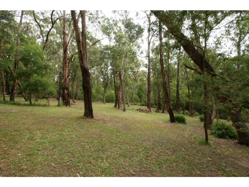 50 Corbetts Road, Launching Place VIC 3139