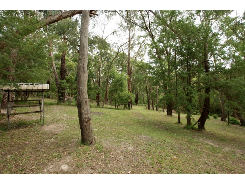 50 Corbetts Road, Launching Place VIC 3139