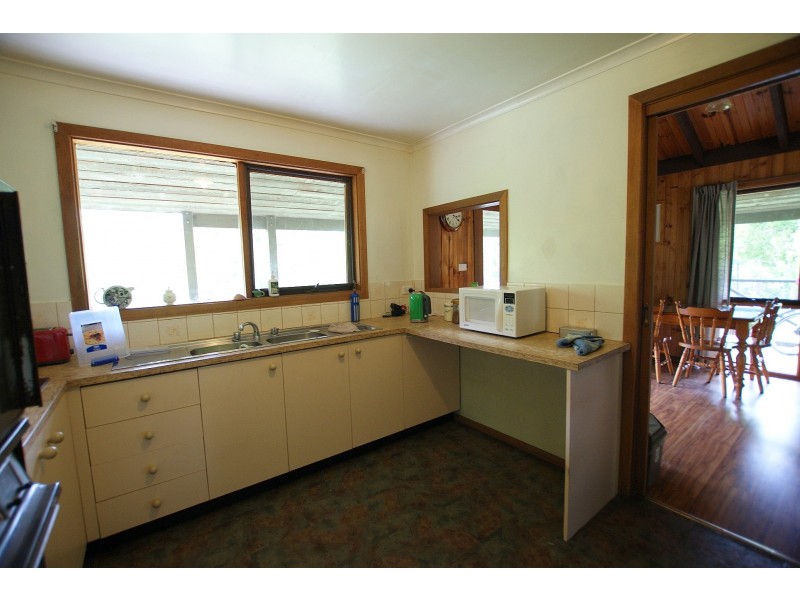 50 Corbetts Road, Launching Place VIC 3139