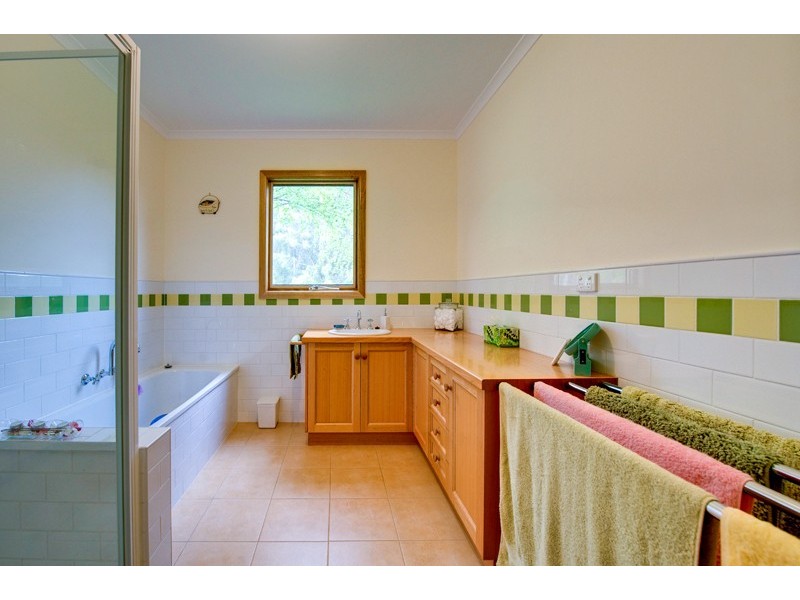 105 Sales Road, Gladysdale VIC 3797