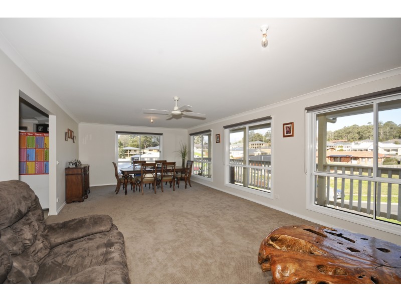 8 Yarraridge Crescent, Yarra Junction VIC 3797