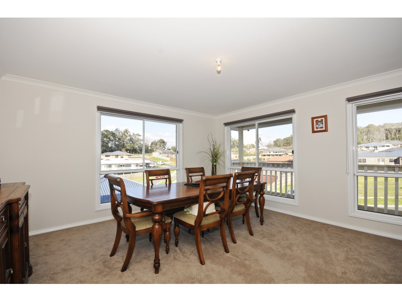 8 Yarraridge Crescent, Yarra Junction VIC 3797