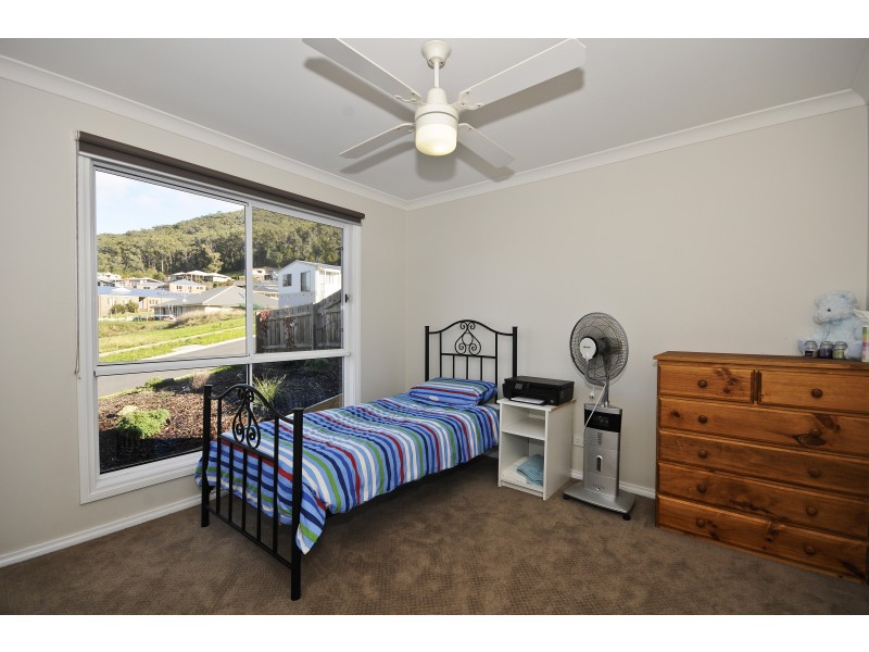 8 Yarraridge Crescent, Yarra Junction VIC 3797