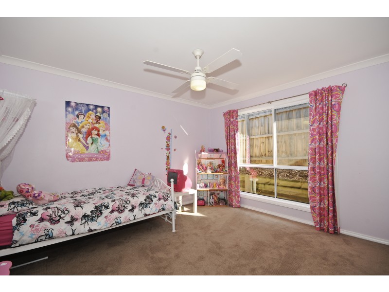 8 Yarraridge Crescent, Yarra Junction VIC 3797