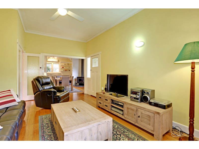 10 Sylvan Avenue, Warburton VIC 3799