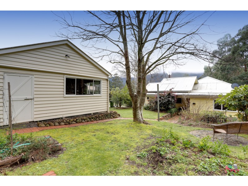 10 Sylvan Avenue, Warburton VIC 3799