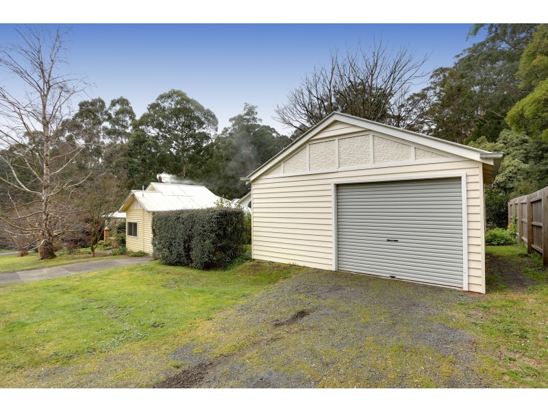 10 Sylvan Avenue, Warburton VIC 3799