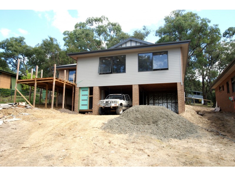 8b Douglas Parade, Yarra Junction VIC 3797