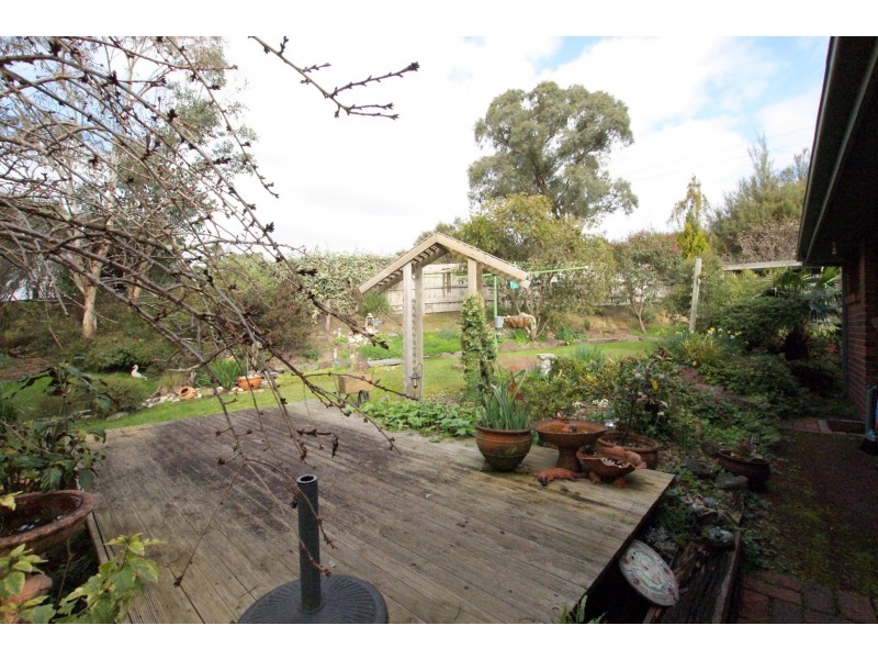1 Middleton Drive, Woori Yallock VIC 3139