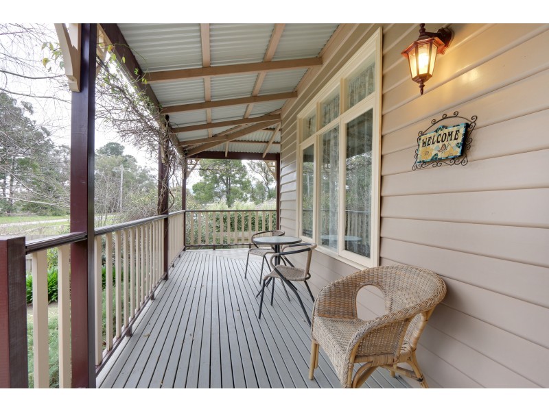 10 Henry Street, Woori Yallock VIC 3139