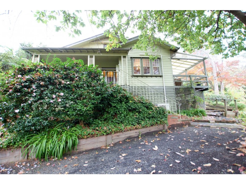 1 Clarke Avenue, Warburton VIC 3799