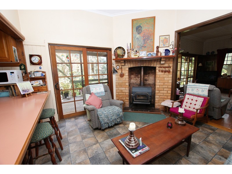 1 Clarke Avenue, Warburton VIC 3799