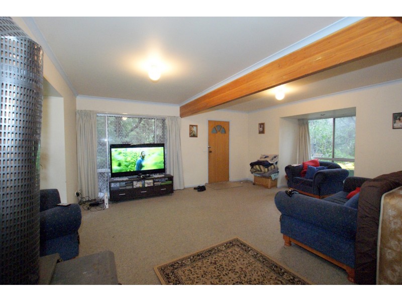 1 Rainbow Trout Avenue, East Warburton VIC 3799