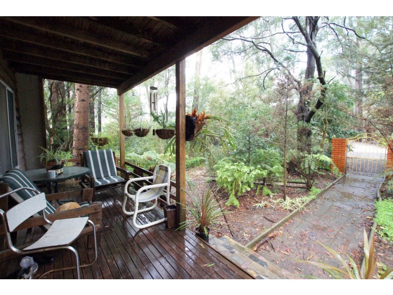 1 Rainbow Trout Avenue, East Warburton VIC 3799