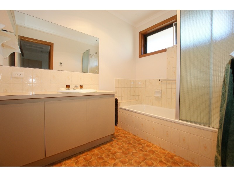 8 Hughes Court, Woori Yallock VIC 3139