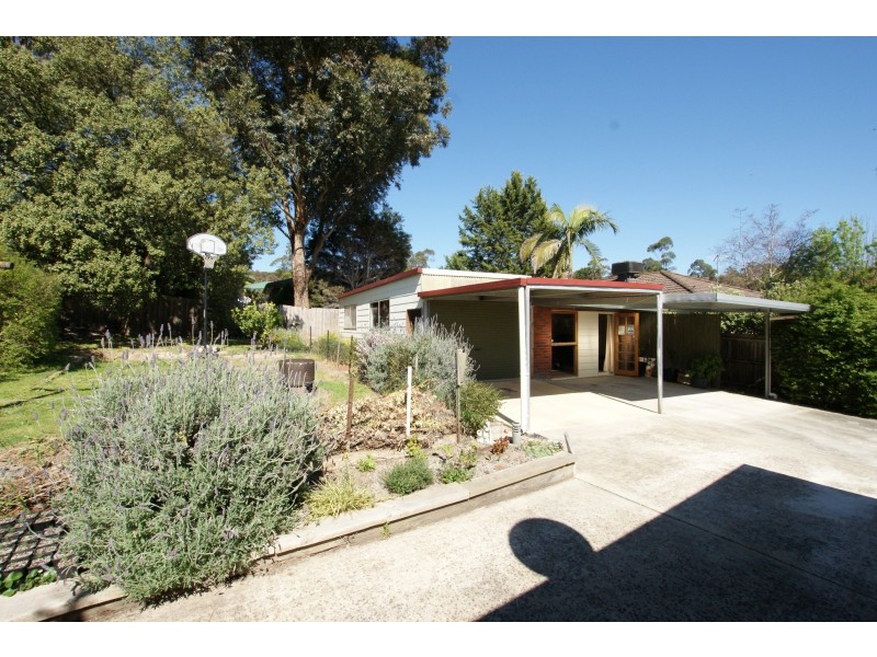 8 Hughes Court, Woori Yallock VIC 3139