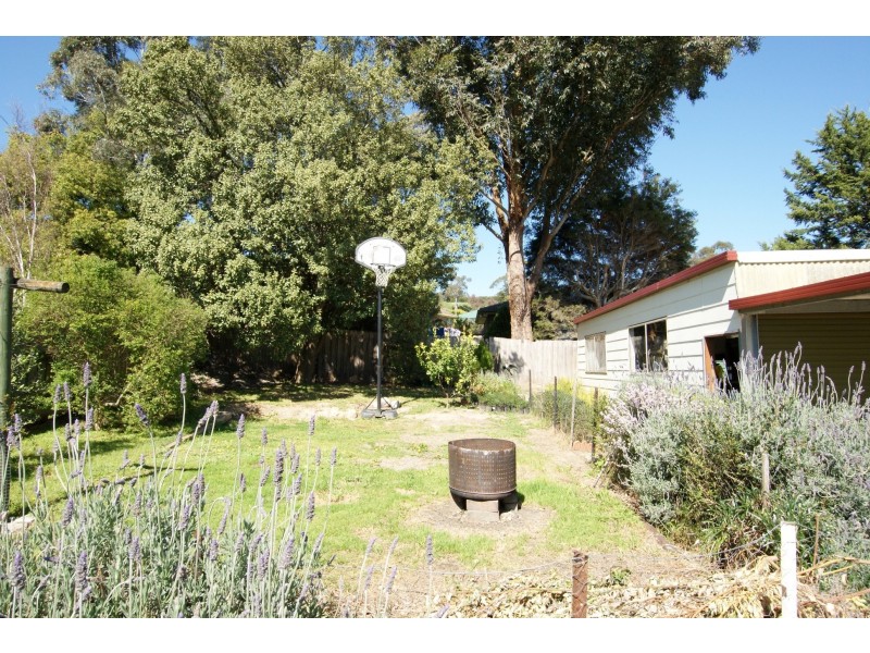 8 Hughes Court, Woori Yallock VIC 3139