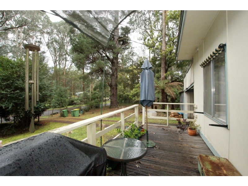32 Whitegum Drive, East Warburton VIC 3799